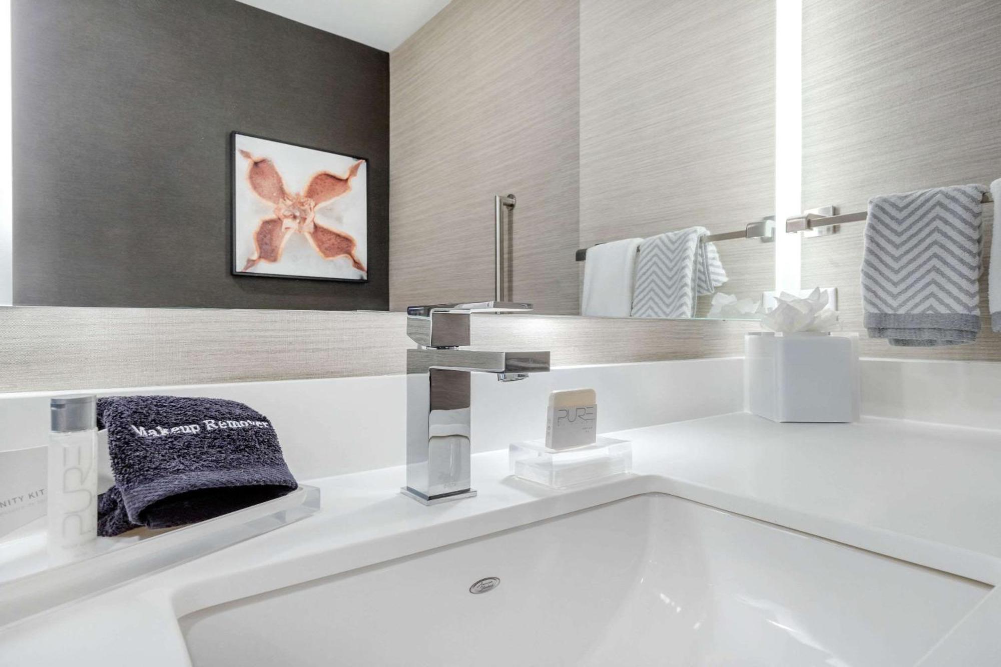 Cambria Hotel Форт Мил Екстериор снимка